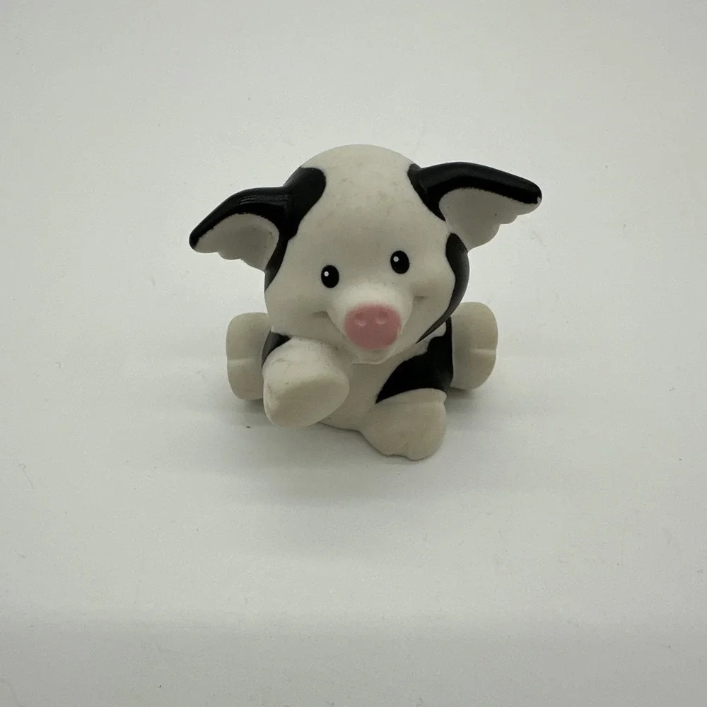 Fisher-Price Little People Toy Figure Farm Animal Sitting Cow‎ Black White 2001